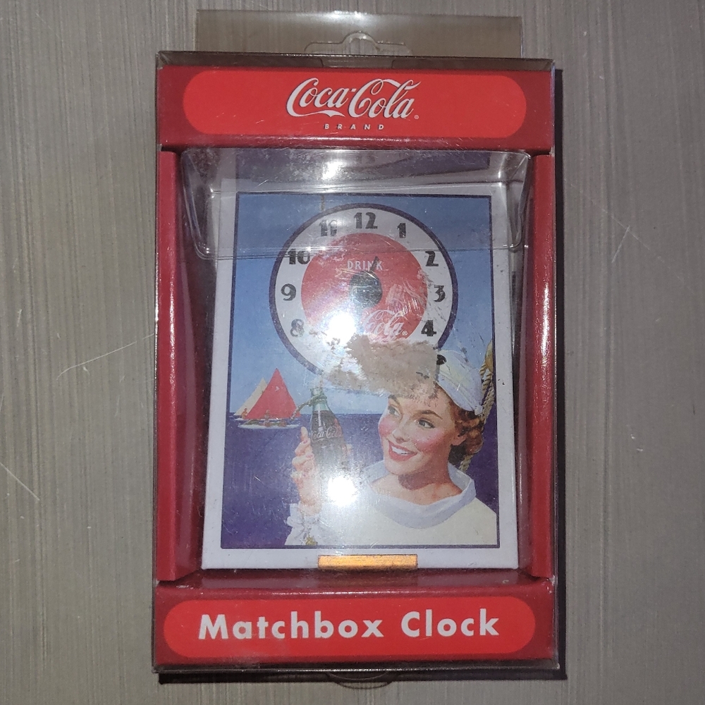 New! Vintage COCA COLA Matchbox Clock - Picture 2 of 10